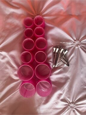 12 Pcs Pink Hair Rollers Set with Metal Clips